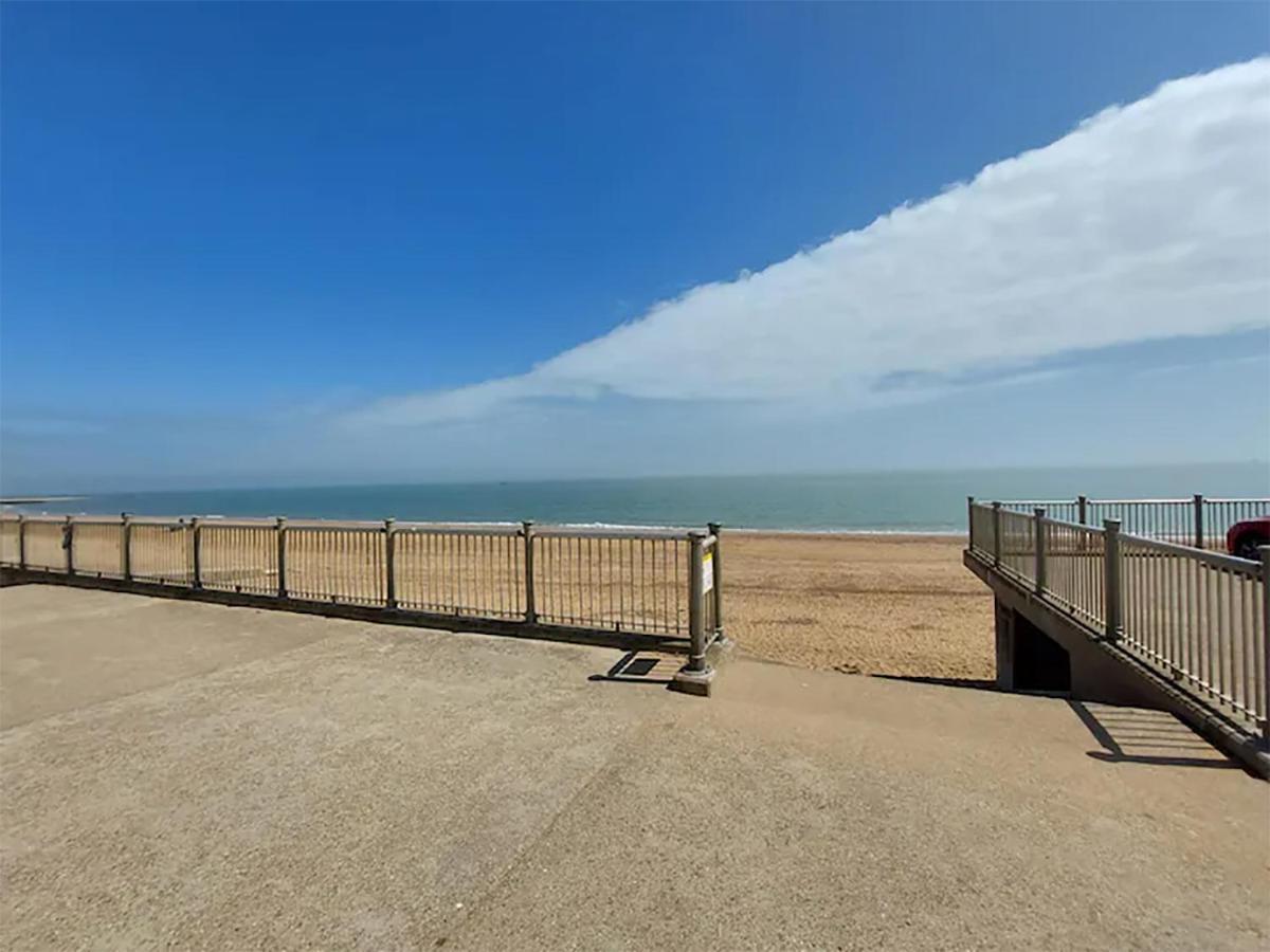 Sohot Stays Royal Sands Seaview Apt Free Parking Sleeps 4 Ramsgate Eksteriør billede